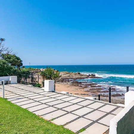 Four Bedroom Main Plus 2 Bedroom Cottage Ballito Beachfront Ktl1 Exterior photo