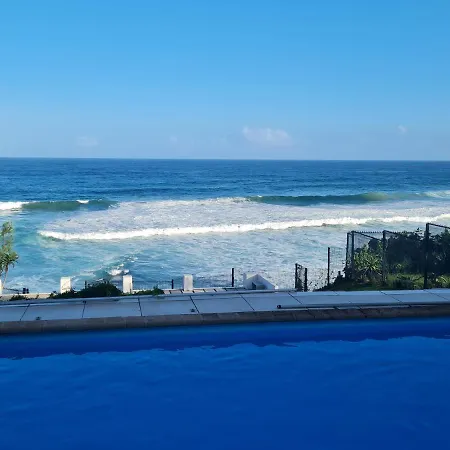 Four Bedroom Main Plus 2 Bedroom Cottage Ballito Beachfront Ktl1 Exterior photo