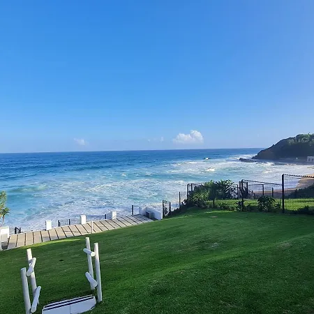 Four Bedroom Main Plus 2 Bedroom Cottage Ballito Beachfront Ktl1 Exterior photo