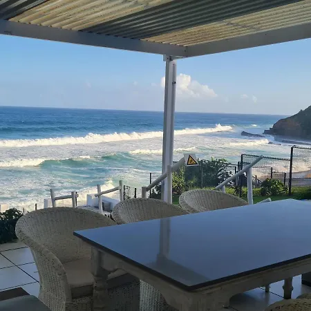 Four Bedroom Main Plus 2 Bedroom Cottage Ballito Beachfront Ktl1 Exterior photo