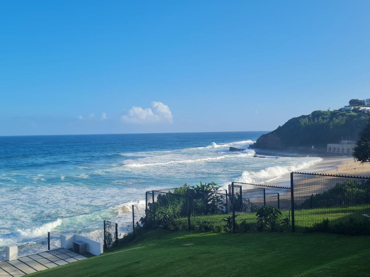 Four Bedroom Main 2 Bedroom Beachfront Ktl1 Holiday home Ballito