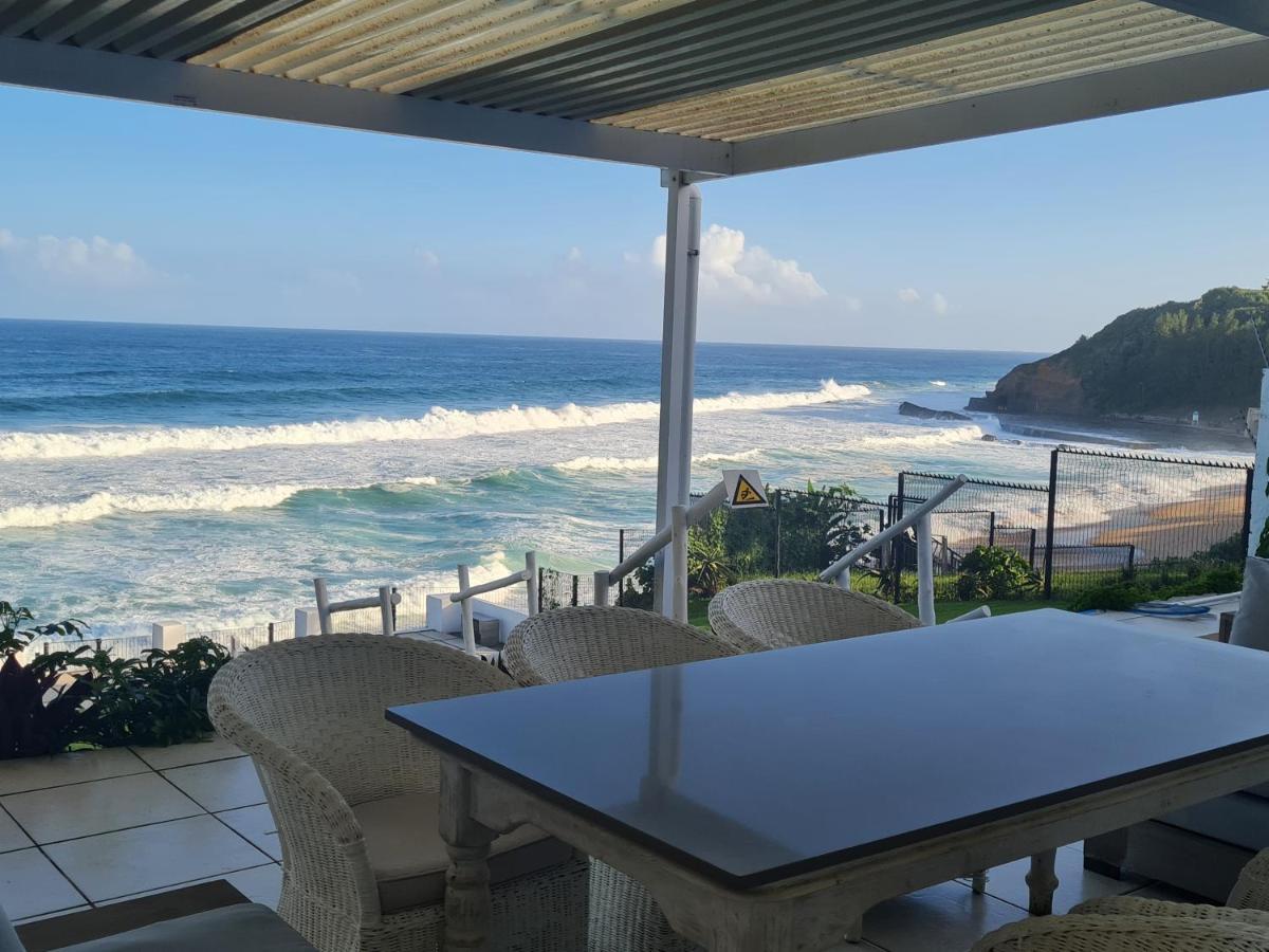 Four Bedroom Main 2 Bedroom Beachfront Ktl1 Holiday home *