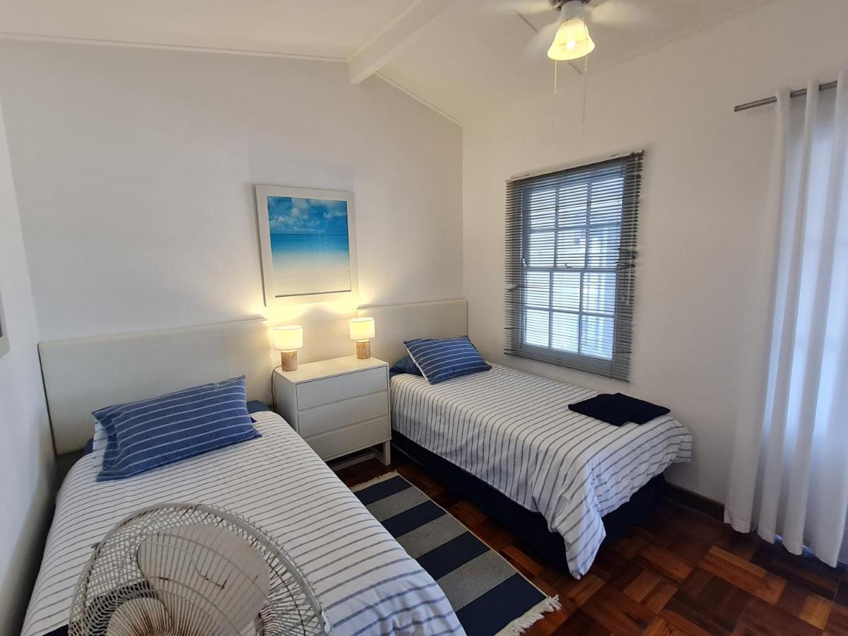 Holiday home Four Bedroom Main 2 Bedroom Beachfront Ktl1 *