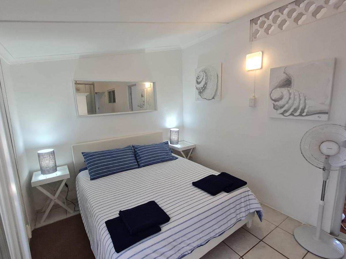 Four Bedroom Main 2 Bedroom Beachfront Ktl1 *